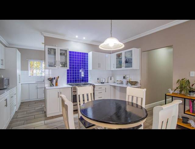 3 BEDROOM HOUSE FOR SALE IN LAGUNA SANDS